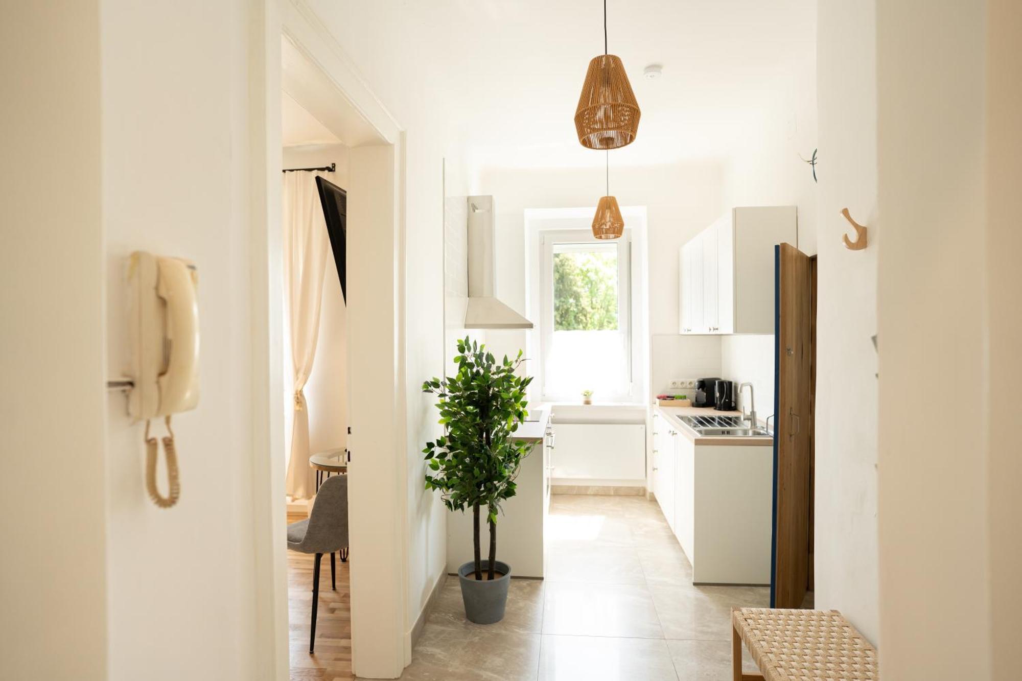 Js Deluxe Apartment