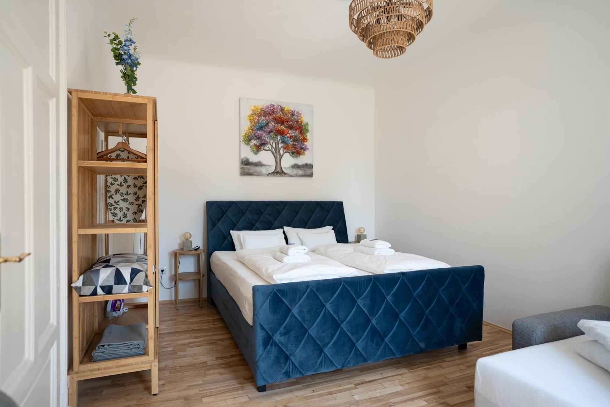 Js Deluxe Apartment *